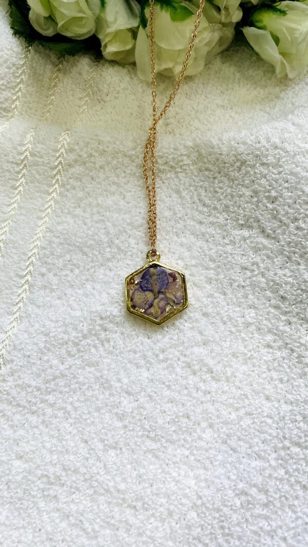 handmade resin jewelry – necklaces, earrings, bracelets & rings