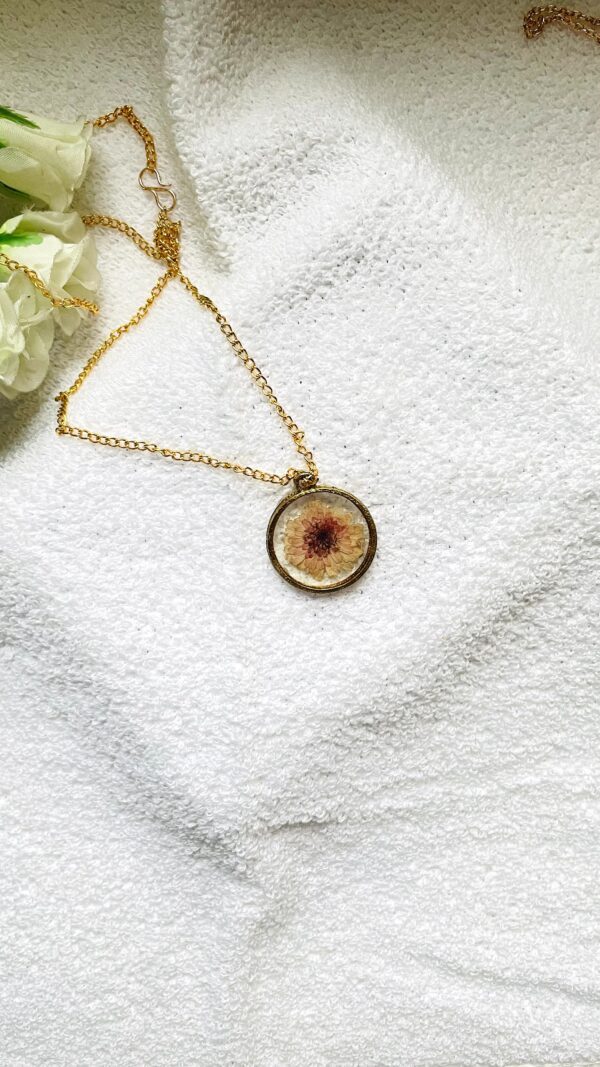 handmade resin jewelry – necklaces, earrings, bracelets & rings