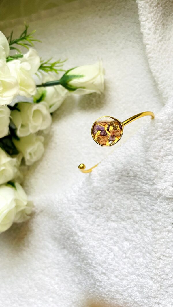 handmade resin jewelry – necklaces, earrings, bracelets & rings