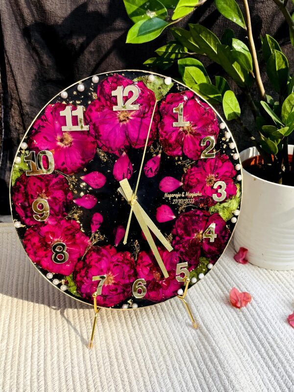 handcrafted resin wall hangings – elegant & artistic home décor