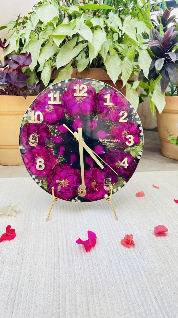 handcrafted resin wall hangings – elegant & artistic home décor